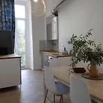 Venera Charming House شقة