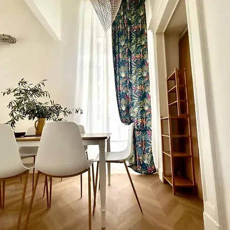 Venera Charming House 公寓